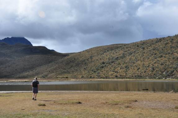Laguna no Parque Cotopaxi, no Equador